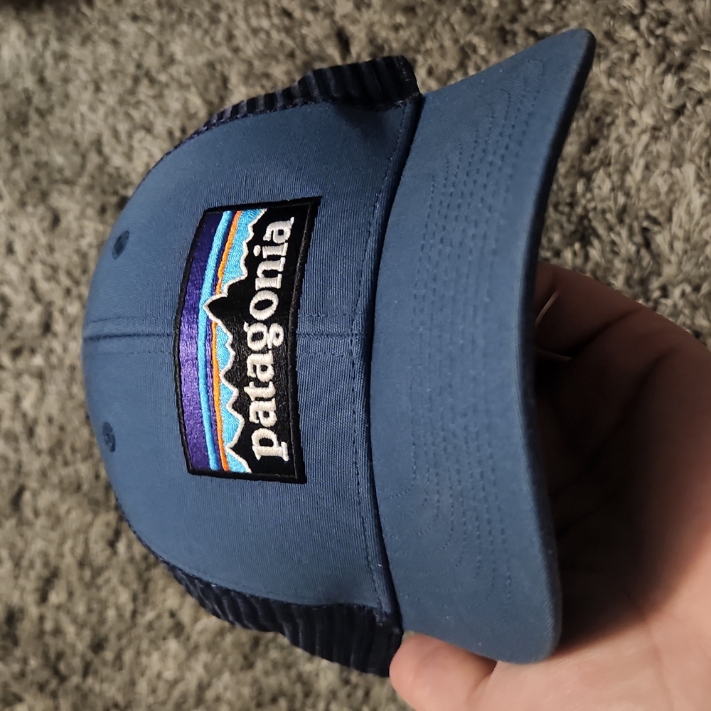 3/$50 Patagonia LoPro trucker hat